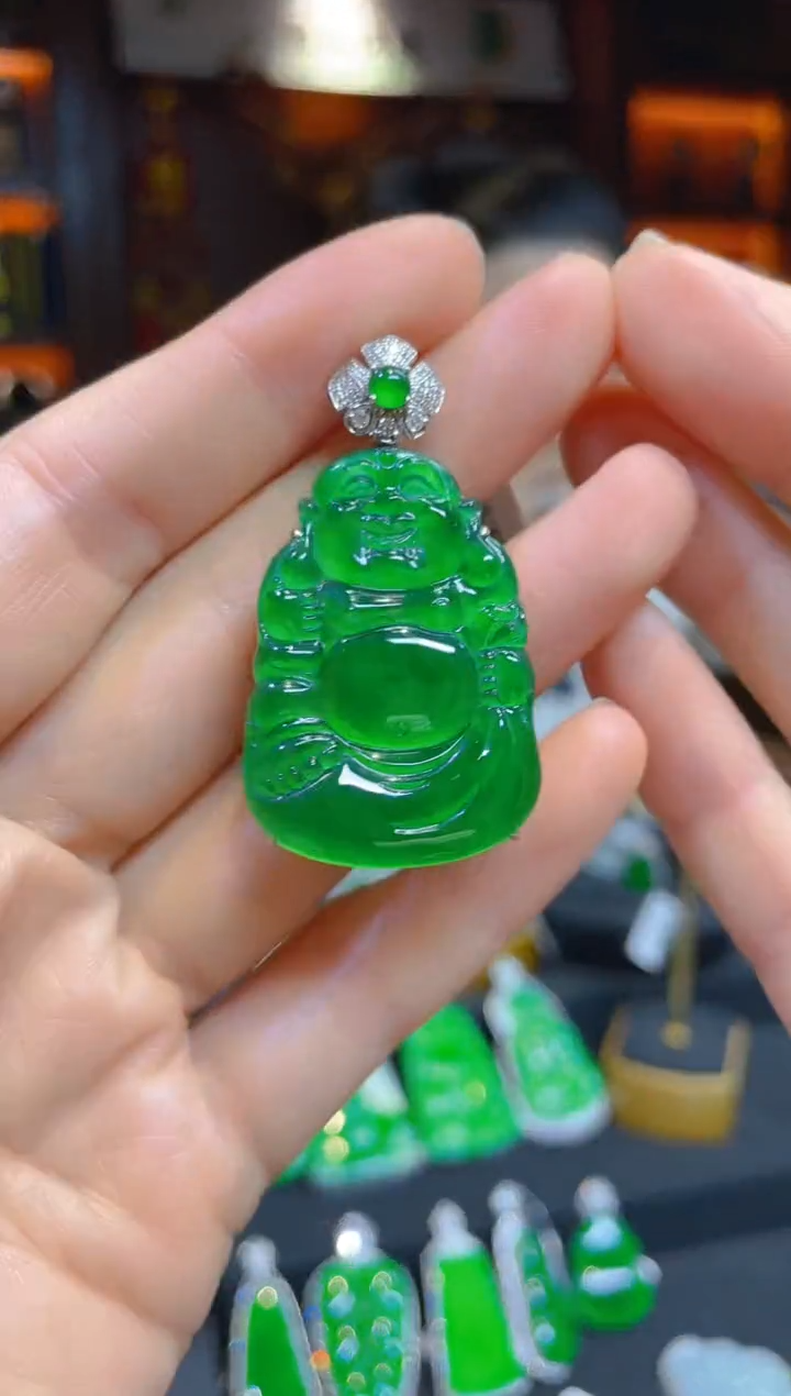 【闪购商品】翡翠颈饰18K金镶嵌118761天然A货翡翠布袋佛