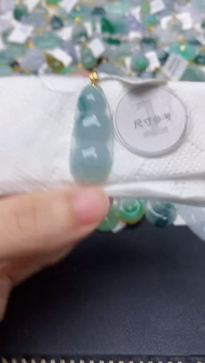 颈饰未镶嵌翡翠天然缅甸A货翡翠