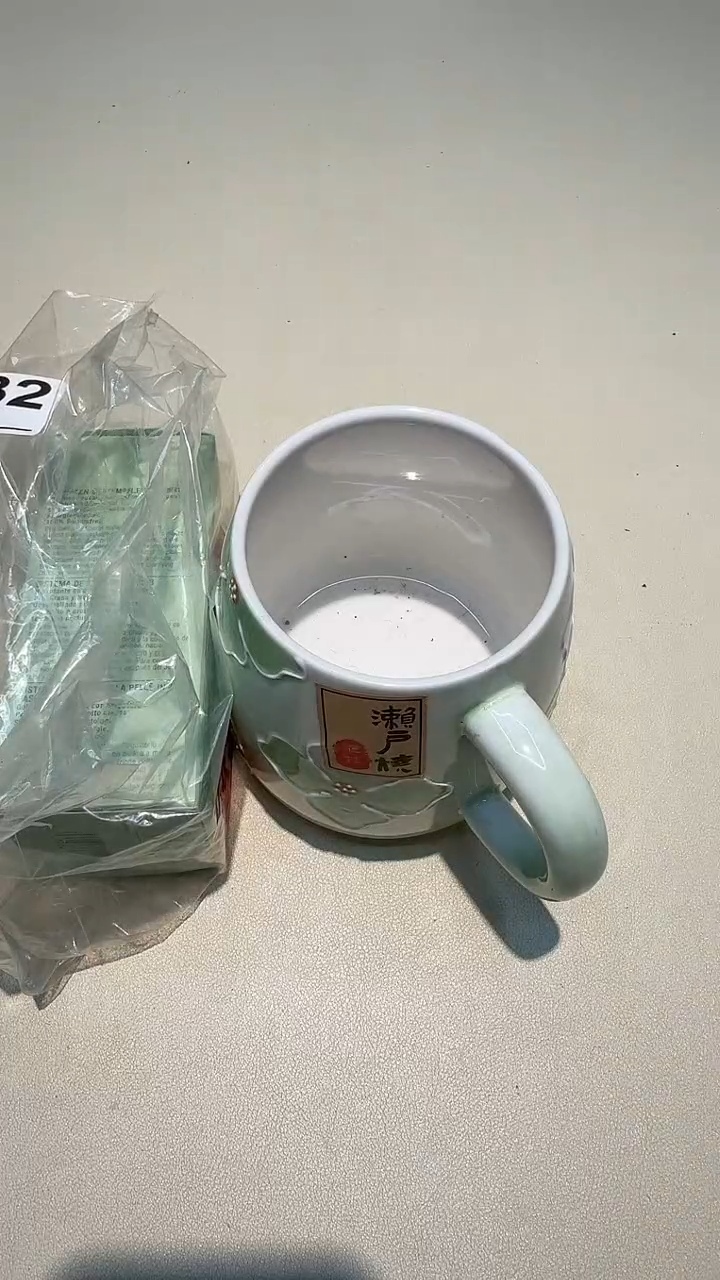 瓷片如图所示AAAAAAAAAAA332