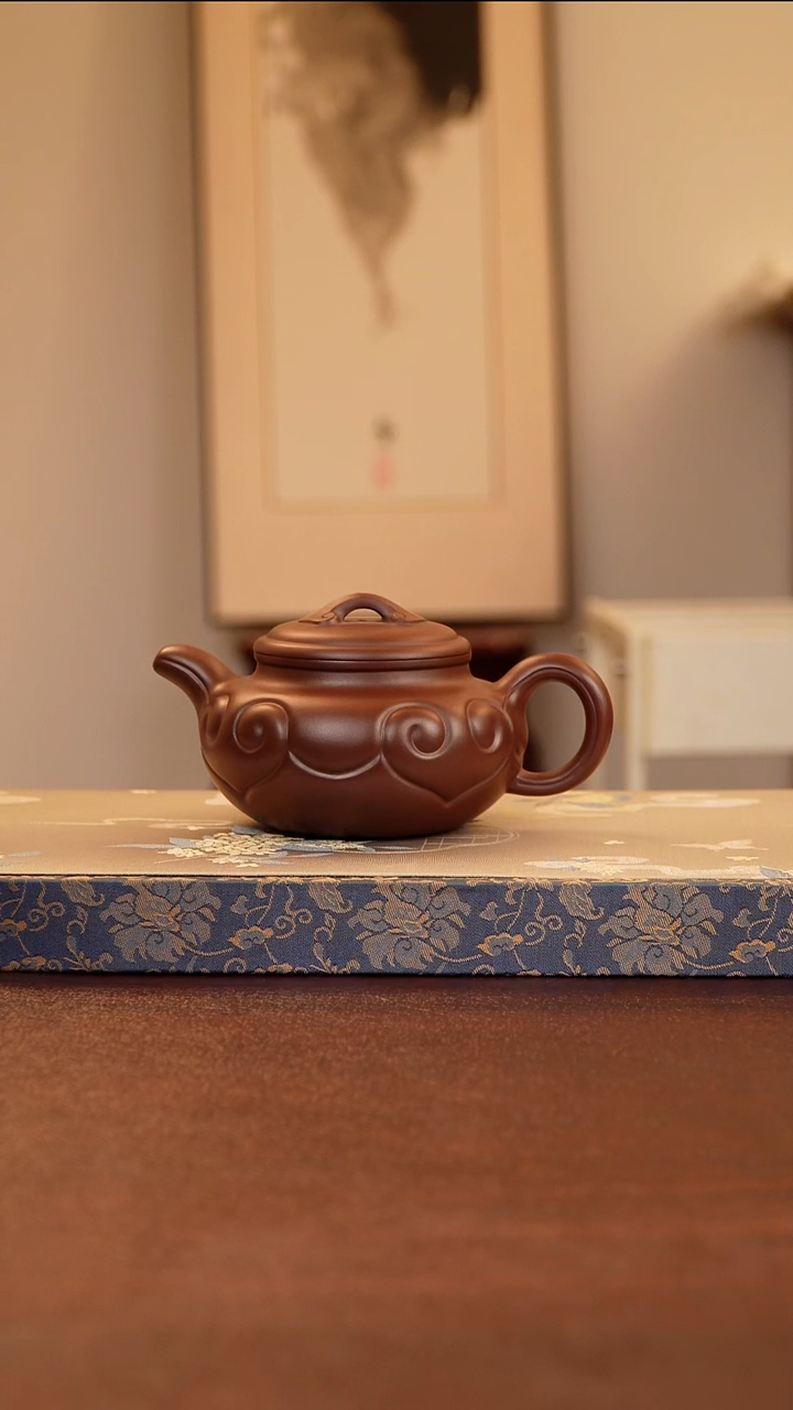 茶壶紫砂一**土仿古如意