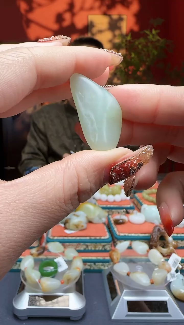 【闪购商品】和田玉吊坠未镶嵌吊坠