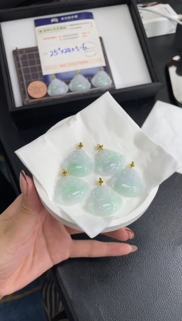 【闪购商品】翡翠挂件18K金镶嵌佛公FL10配绳/多样性发其一CP