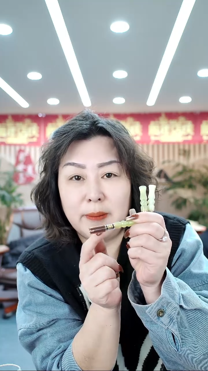 未镶嵌蛇纹石玉烟嘴多样式发货随机发一