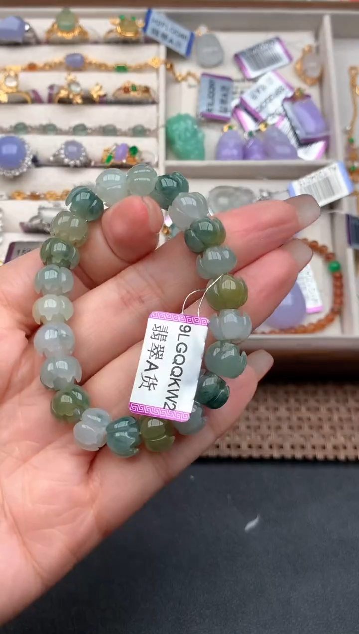 未镶嵌挂件翡翠一