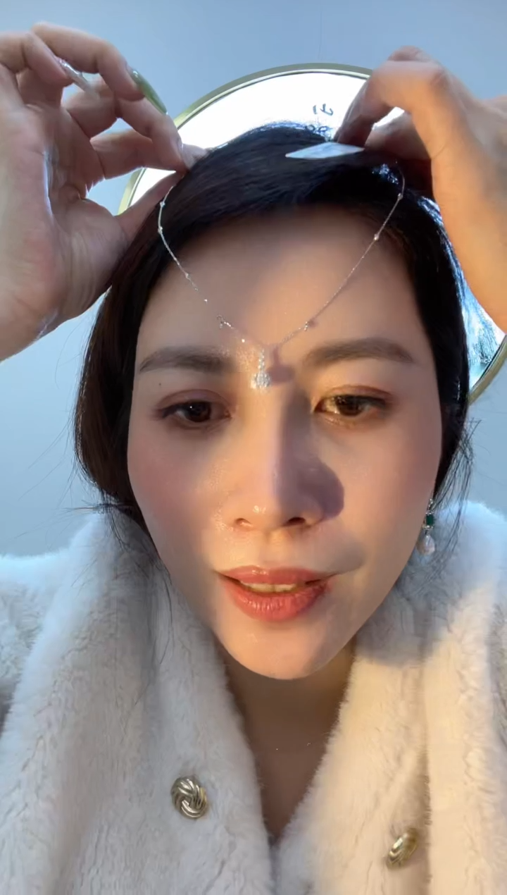 18K金镶嵌项链钻石   YT