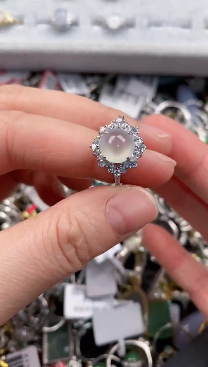 银S925镶嵌戒指翡翠666      1