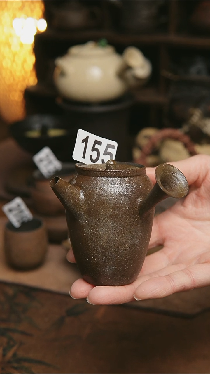 155号紫砂全手工侧把茶壶95毫升