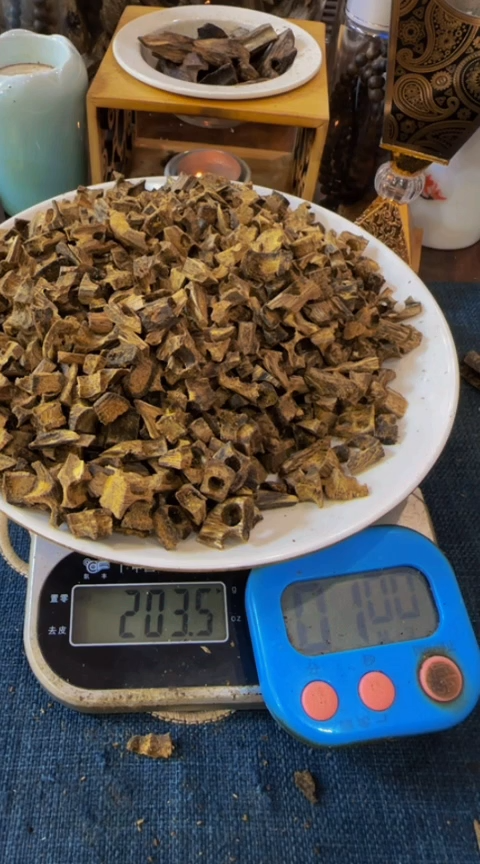 【闪购商品】沉香沉香碎屑棋楠金莎叶碎料203克