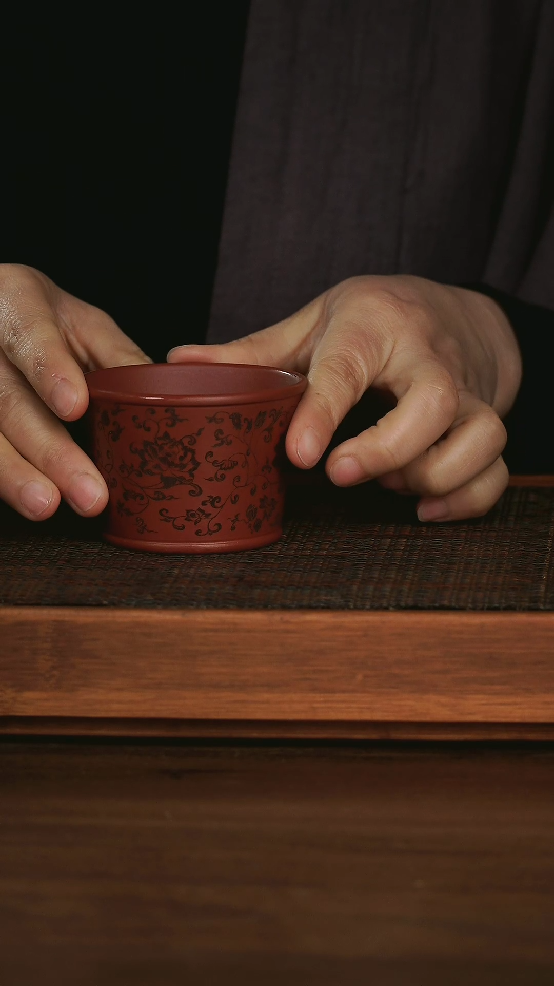 【闪购商品】紫砂茶杯 缠枝莲 原矿紫砂 主人杯