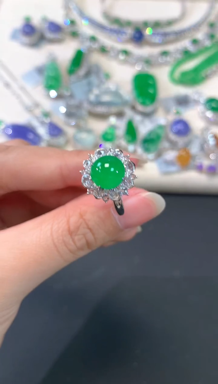 【闪购商品】翡翠戒指18K金镶嵌C68|23800