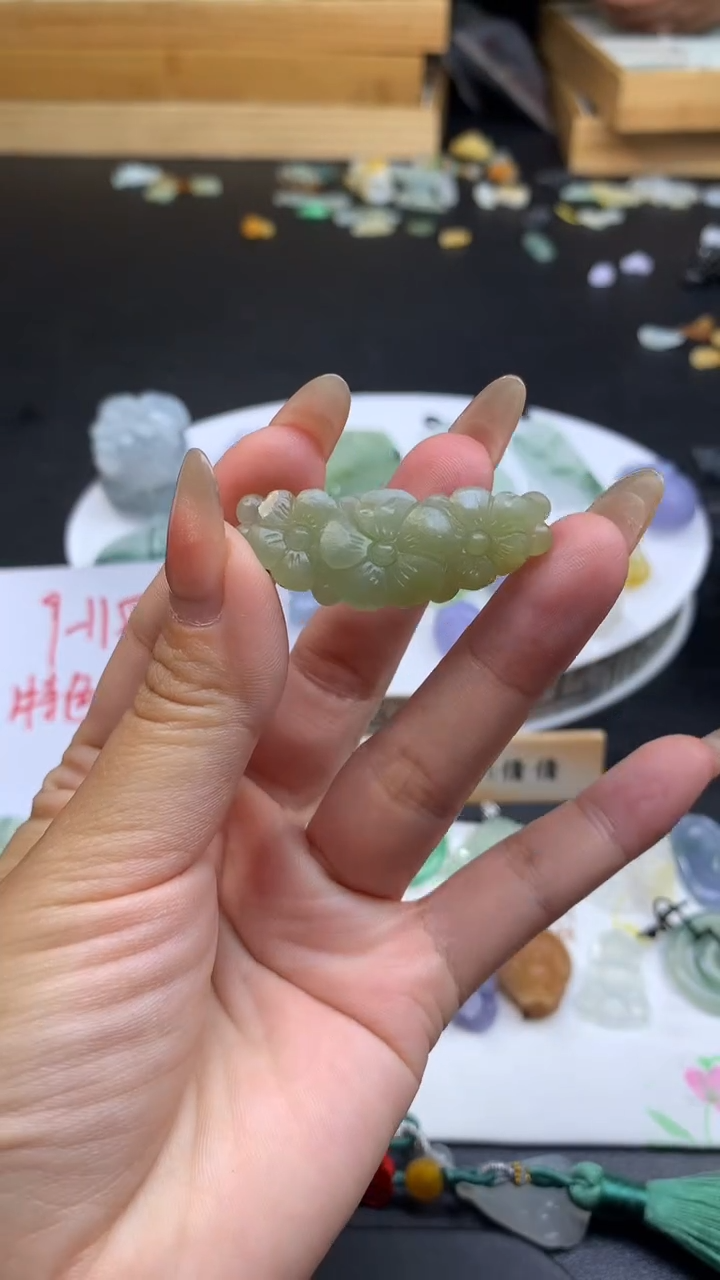 【闪购商品】定制翡翠未镶嵌翡翠