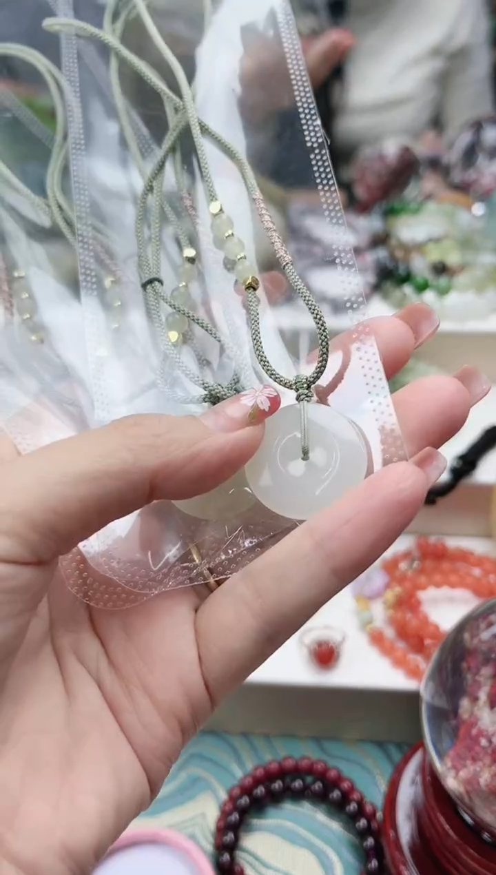 【闪购商品】和田玉吊坠未镶嵌吊坠