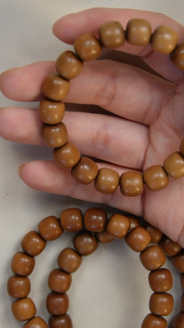 【闪购商品】檀香木手串/手链老山檀香10*11老型单圈多样式发其一