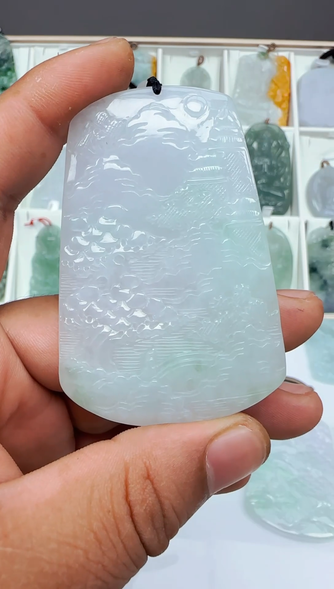 【闪购商品】翡翠颈饰未镶嵌缅甸天然A货翡翠