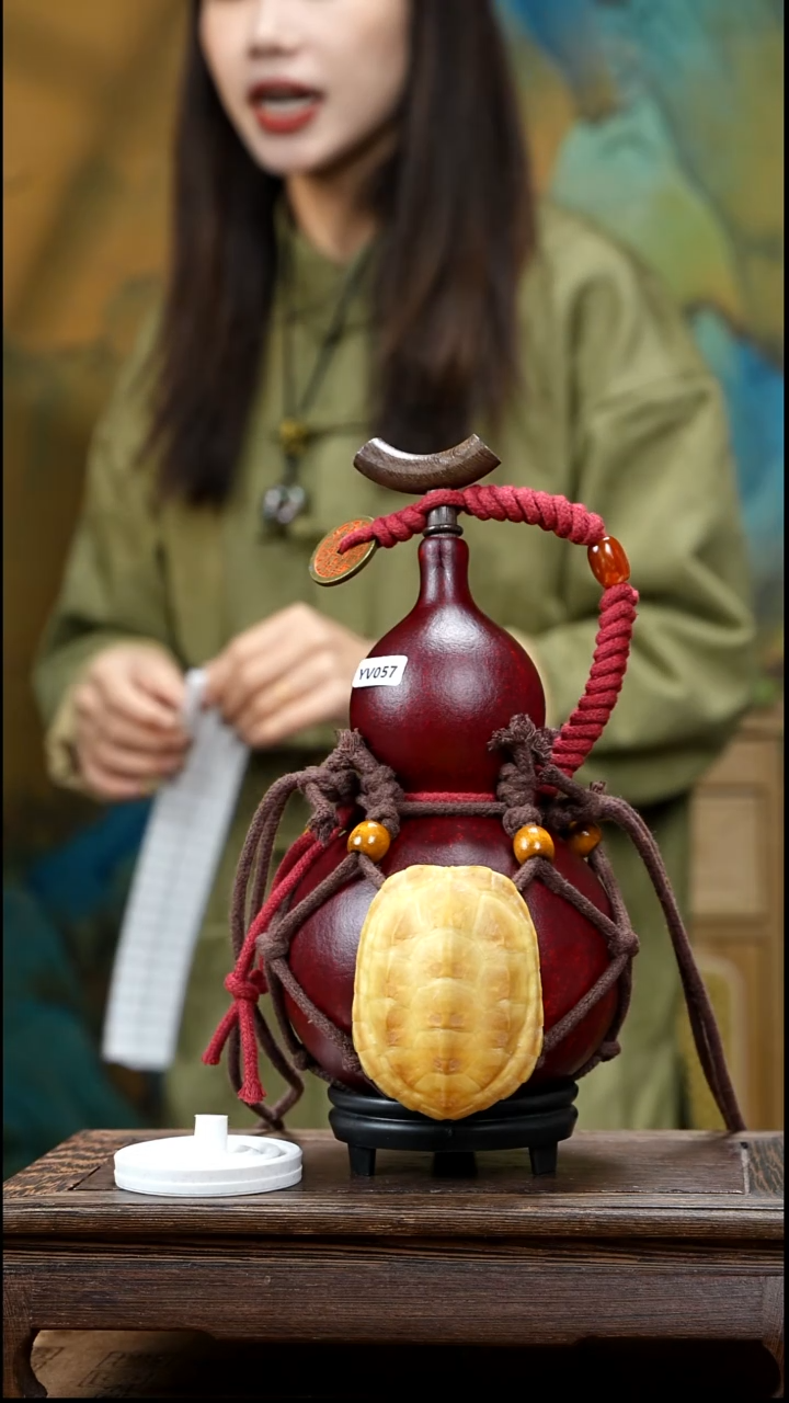 YV057复古网兜款天然酒葫芦（一物一拍）+原色小手捏