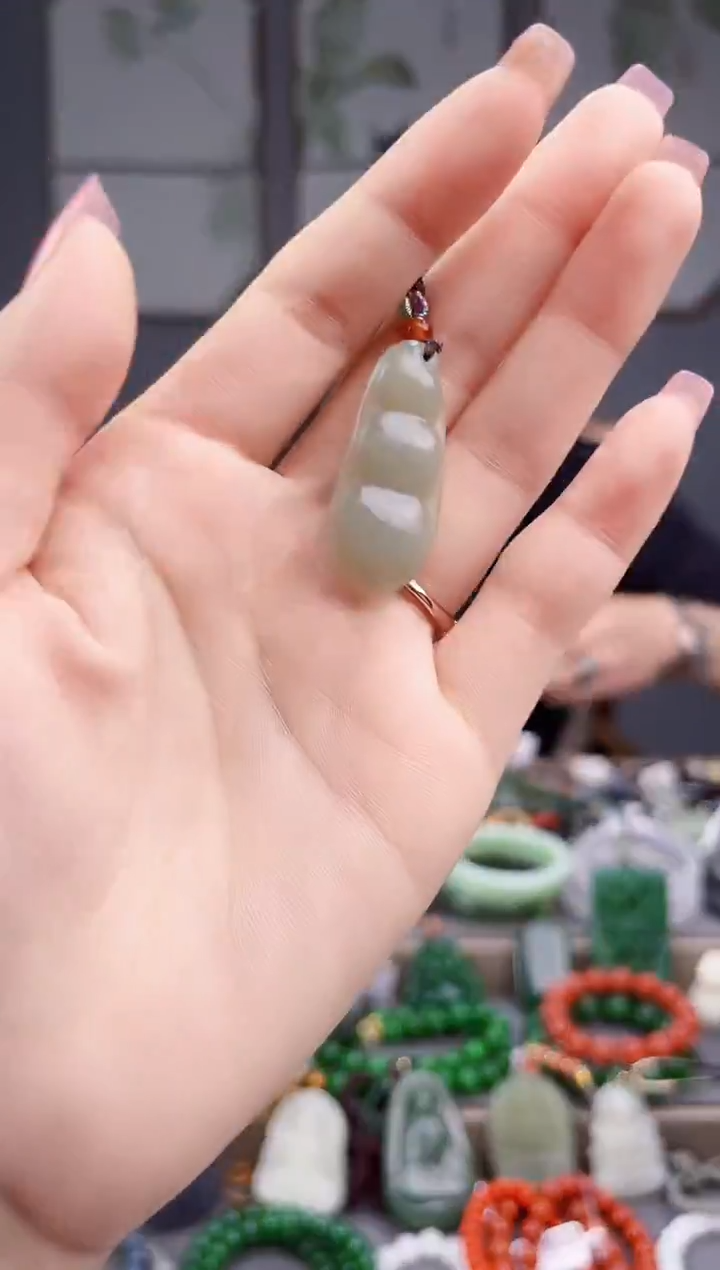 颈饰未镶嵌和田玉多样性发货拍一发一