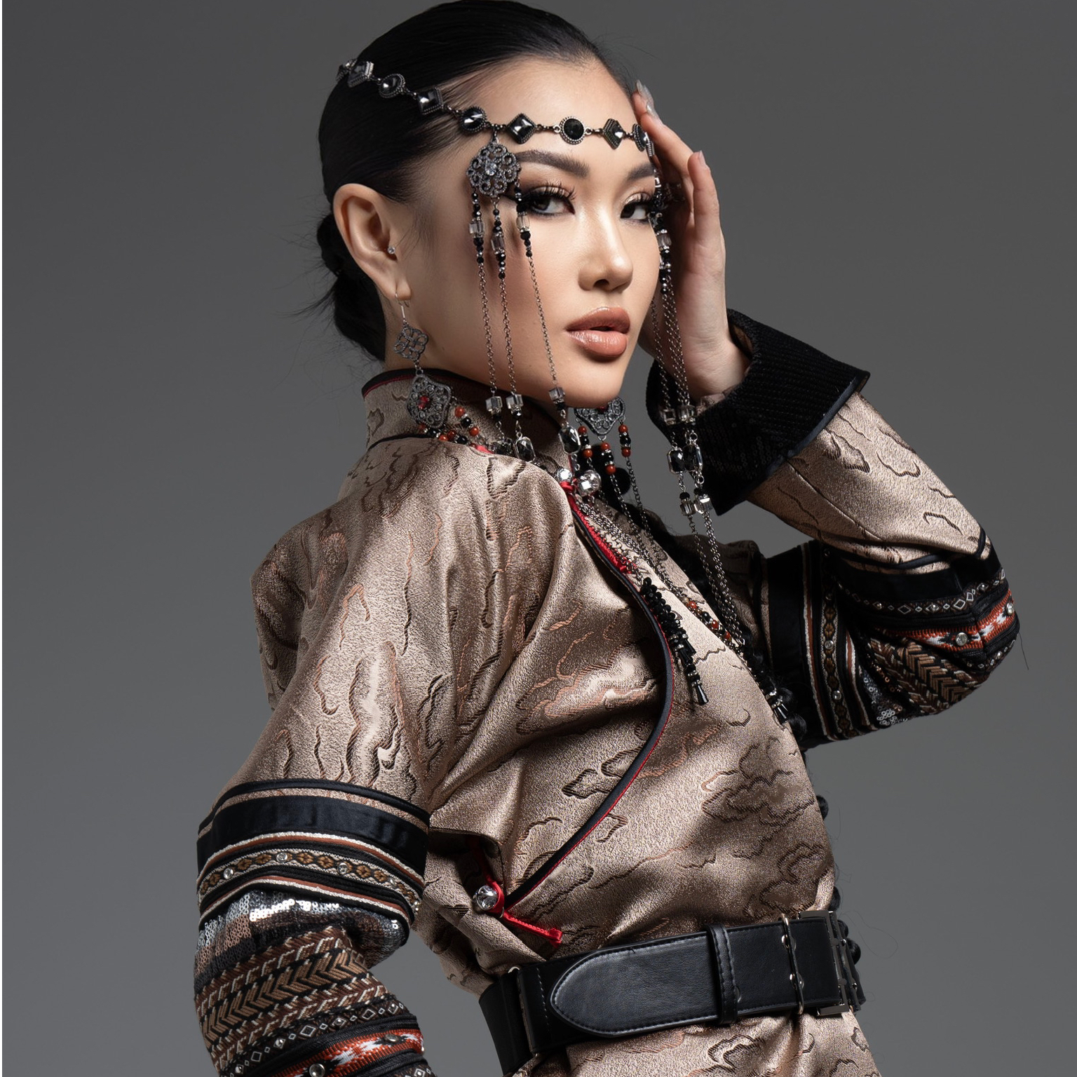 【戴尔玛精品服饰3】设计师四季女款现代民族风传统长袍D9033