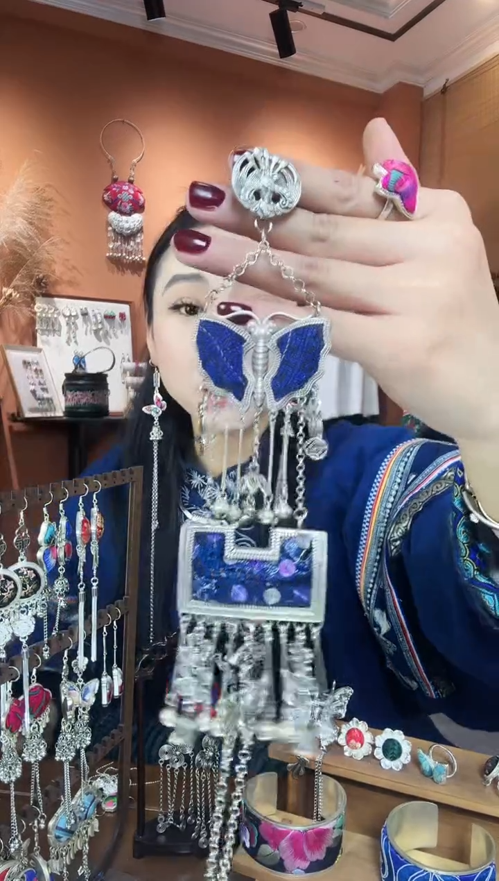 【闪购商品】刺绣纯手工民族风压襟