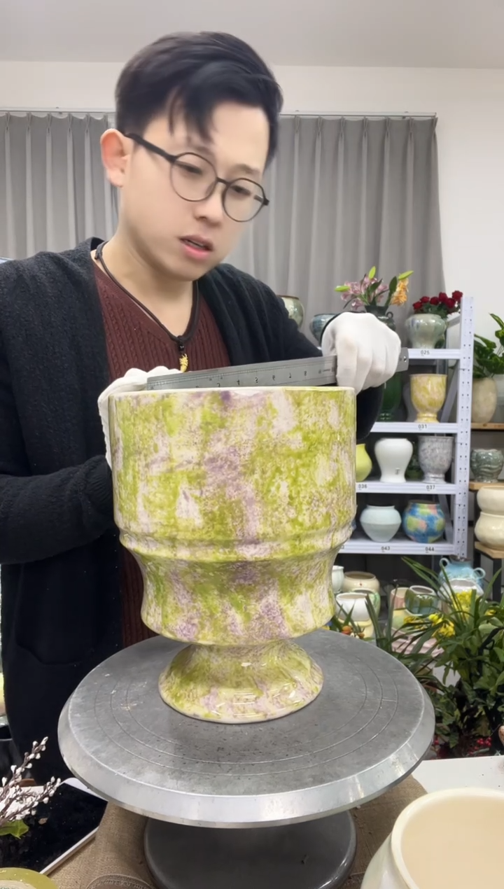 【12.13】花盆链接 高：25  口：18