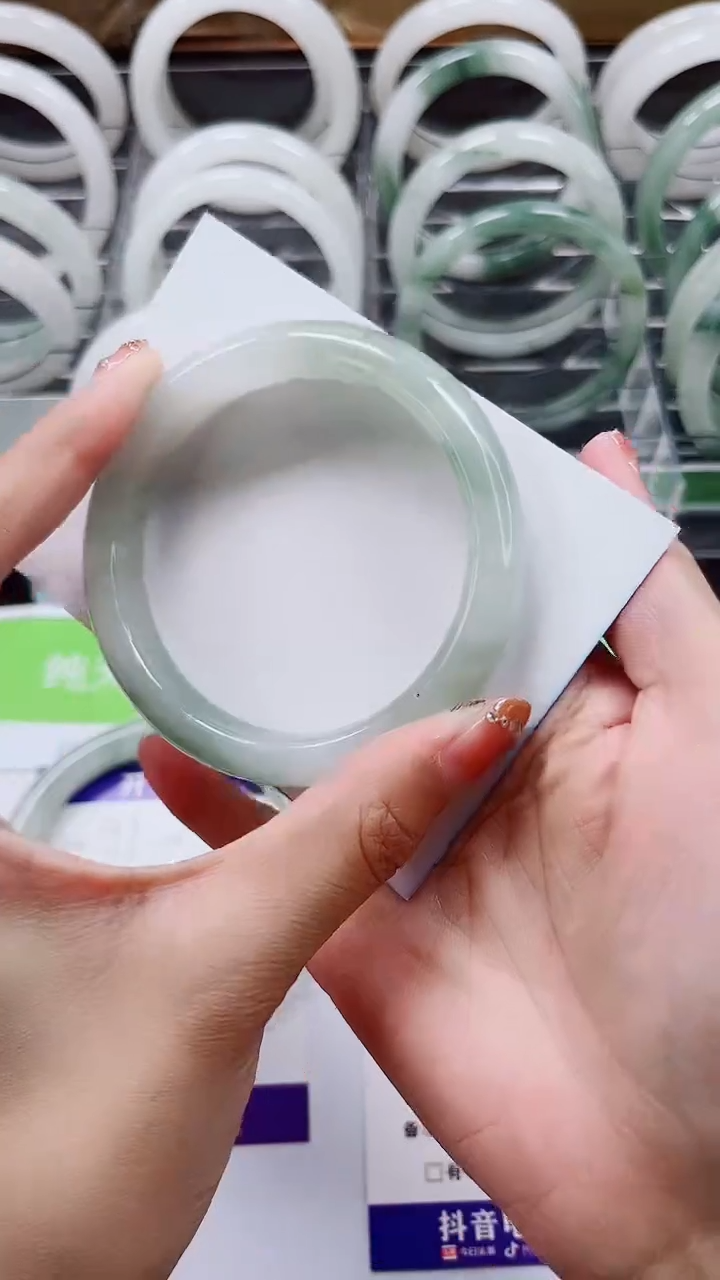 【闪购商品】石英质玉手镯合金A92-55/56