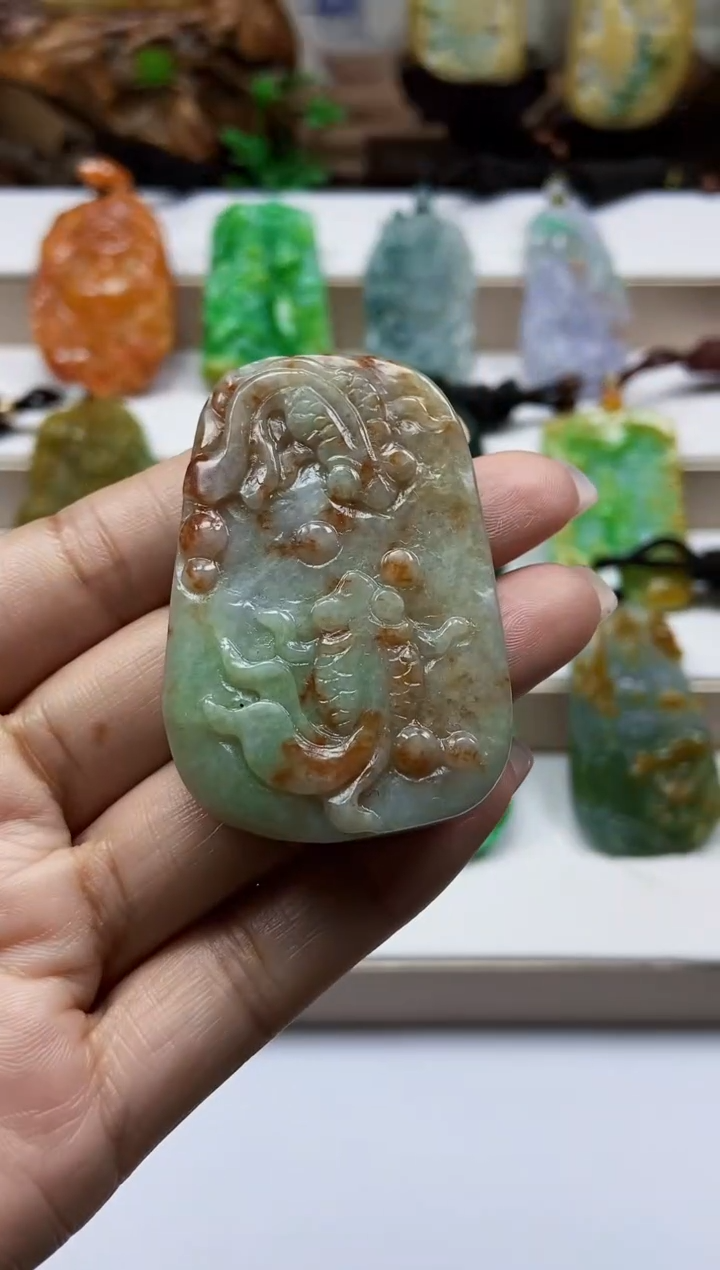 颈饰未镶嵌翡翠翡翠A货