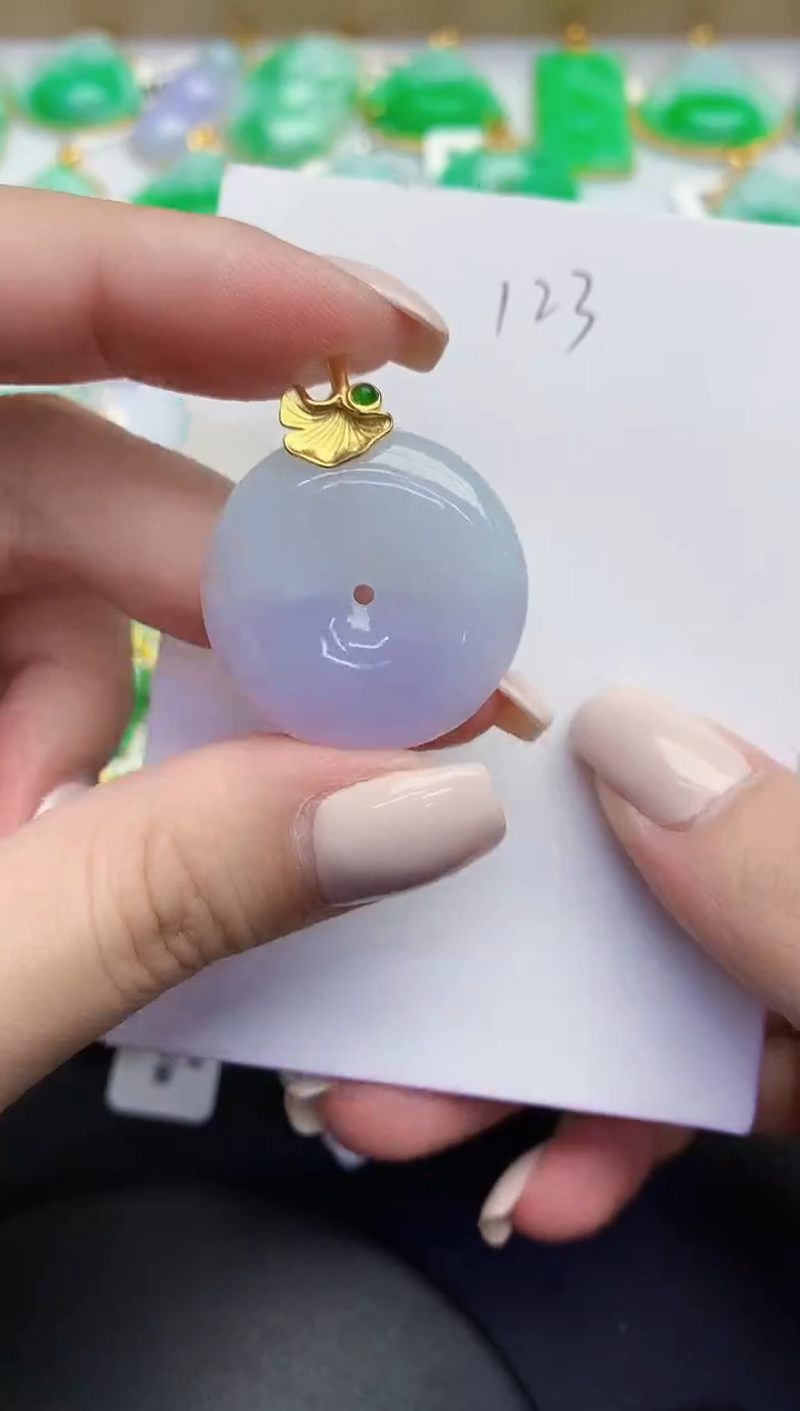 颈饰未镶嵌翡翠缅甸天然翡翠A货