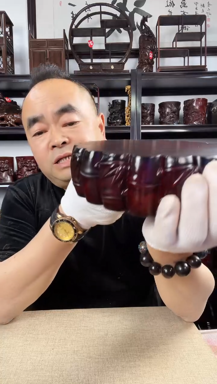 木老李红木工艺品788瑕疵