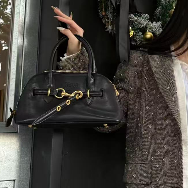 99新 MIU MIU/缪缪 坤球奢选 缪缪小号贝壳包
