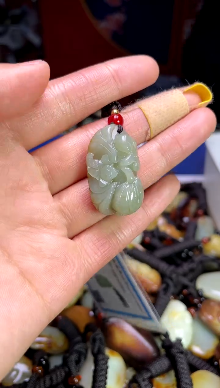 【闪购商品】和田玉颈饰未镶嵌1