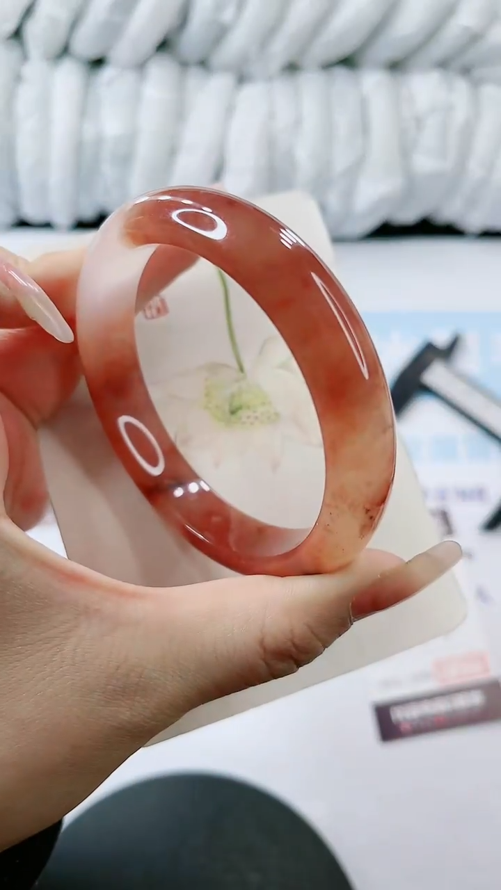 【闪购商品】石英质玉手镯未镶嵌多样性发货E101