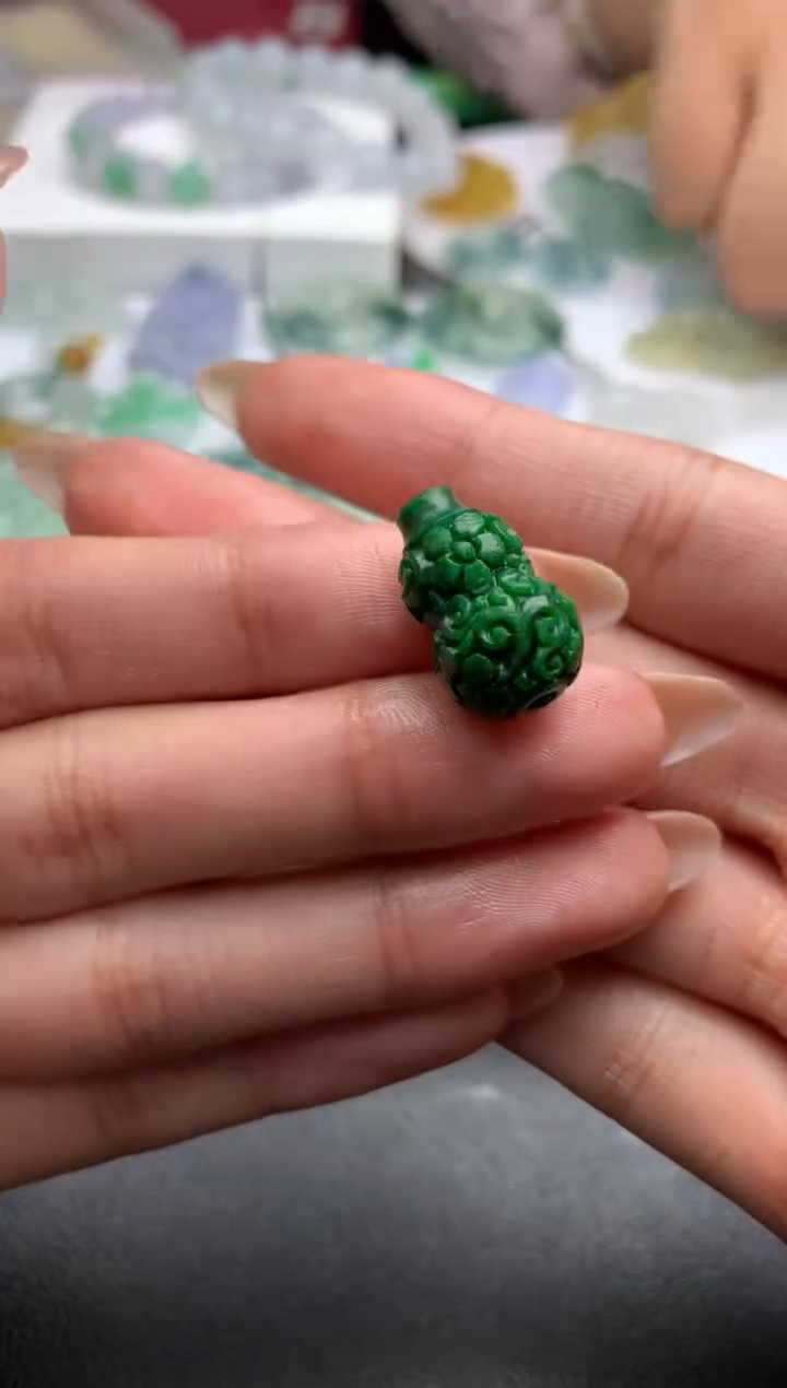 【闪购商品】定制翡翠未镶嵌毛货