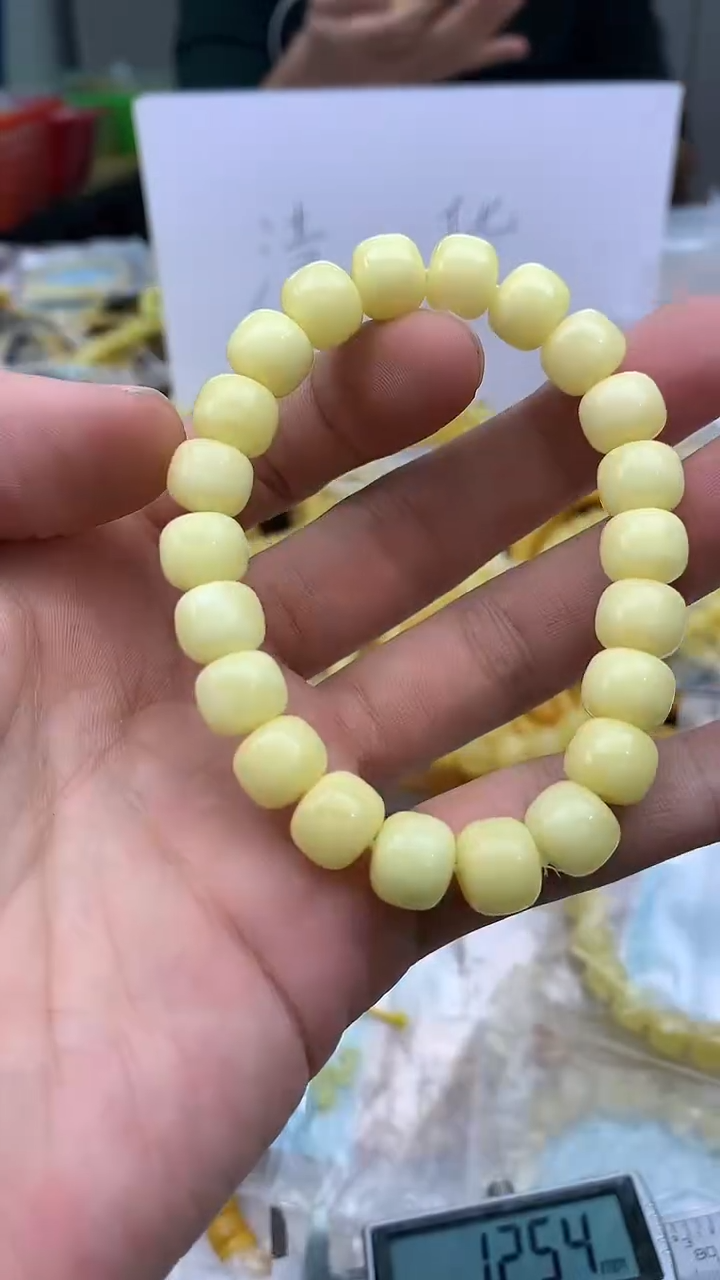 裸石蜜蜡未镶嵌手串卡10