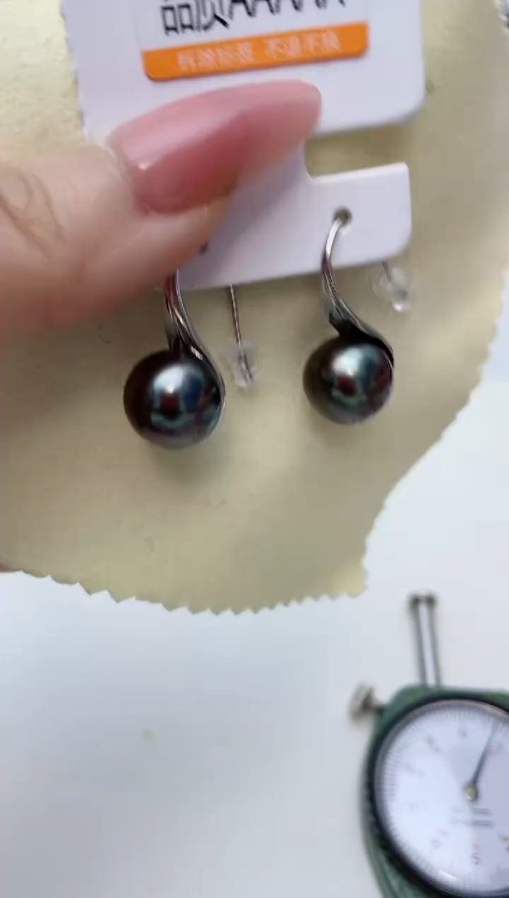 【闪购商品】海水珍珠耳饰银S925镶嵌A82