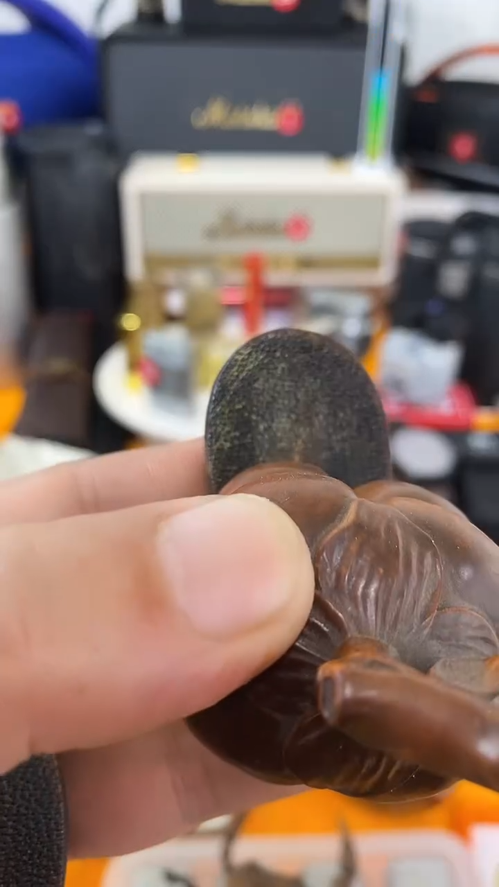 瓷片闪购商品 如图所示