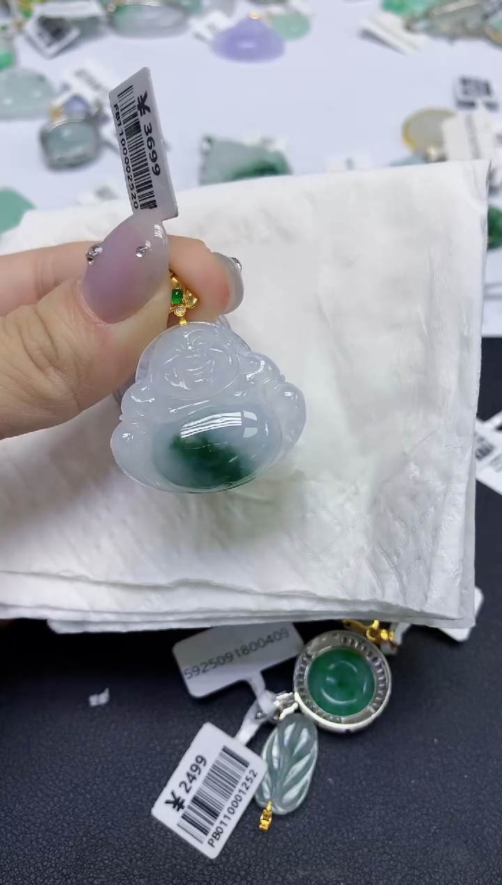颈饰18K金镶嵌翡翠天然缅甸翡翠A货百元以上9元证书费自理