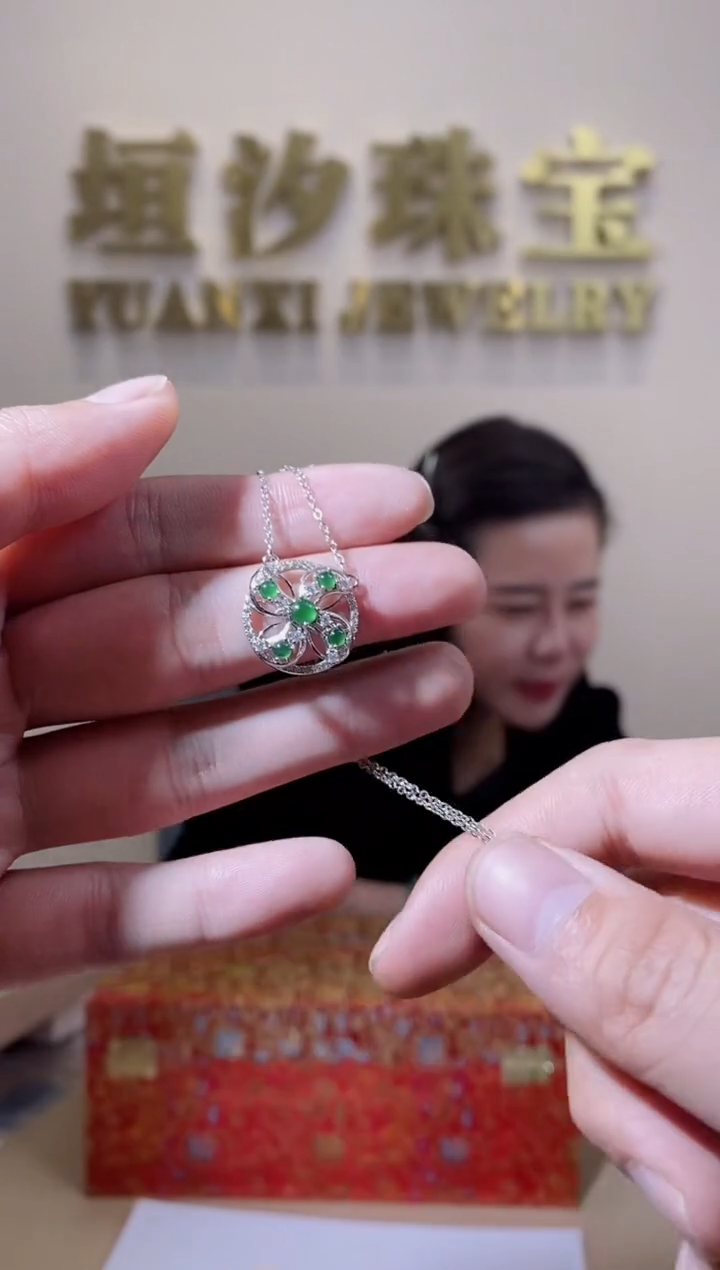 【闪购商品】翡翠颈饰未镶嵌天然A货翡翠