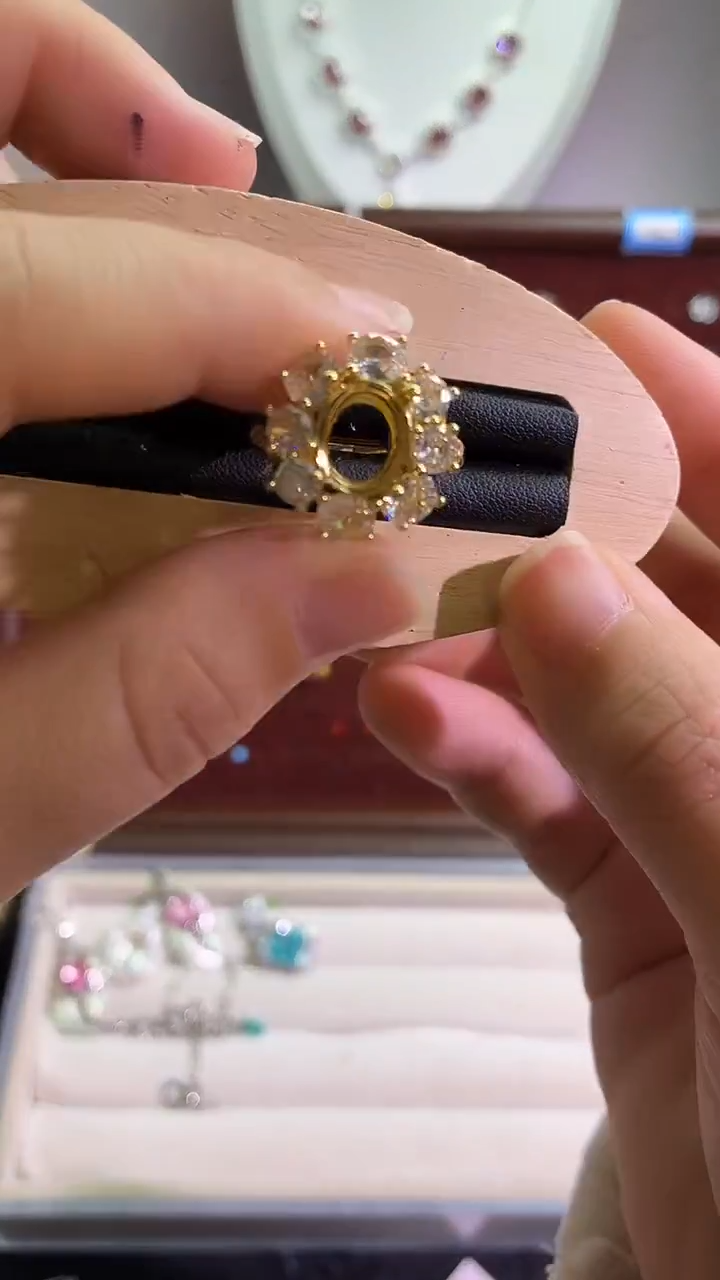 锆石铜合金24号 8*10蛋形【冰花】戒托