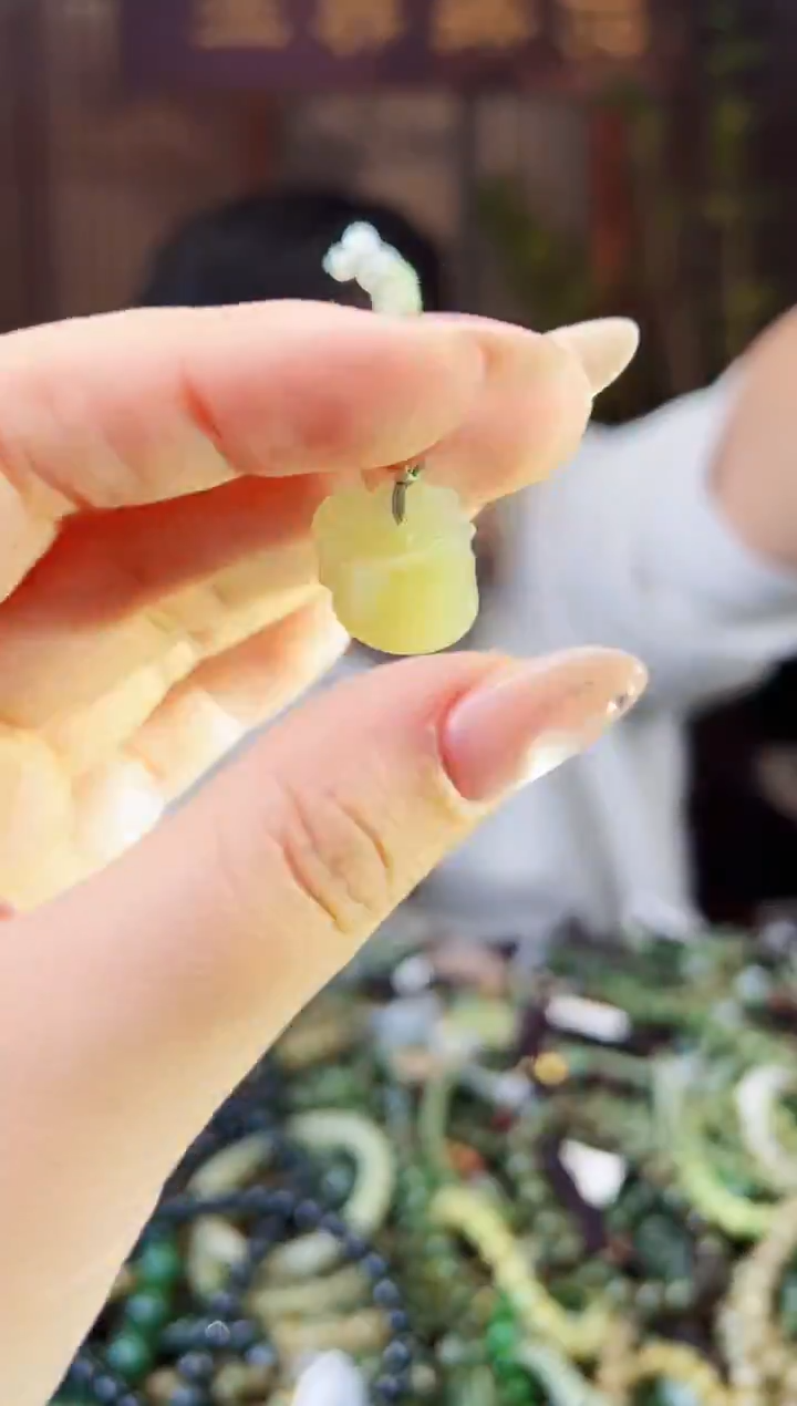 颈饰未镶嵌和田玉多样性发货拍一发一