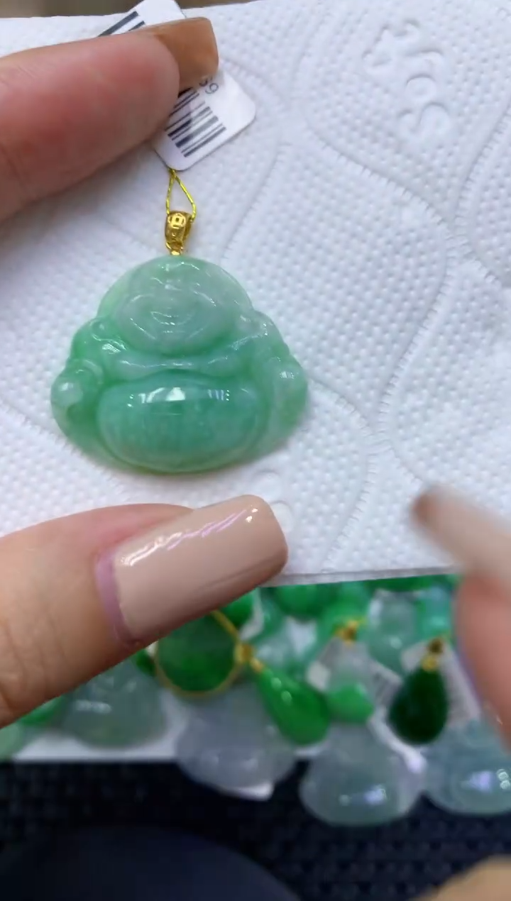 颈饰未镶嵌翡翠天然缅甸翡翠A货