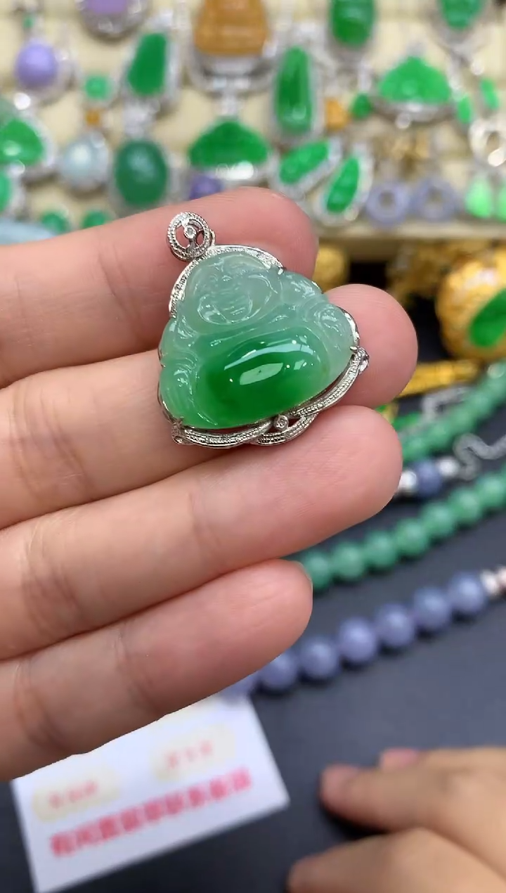 颈饰18K金镶嵌翡翠372-中国好珍宝