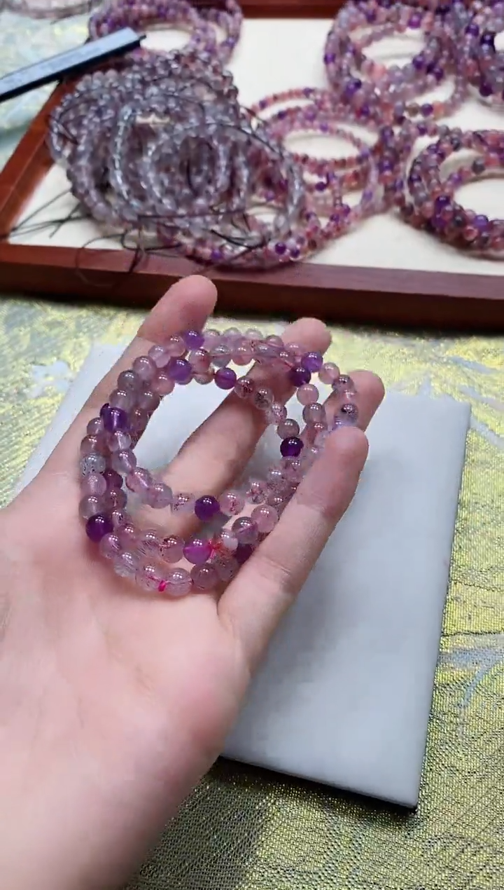 【闪购商品】水晶手串未镶嵌黑加仑6mm单圈 多样性发一