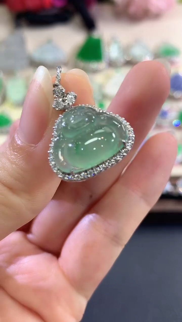 吊坠(不含链)18K金镶嵌翡翠B168