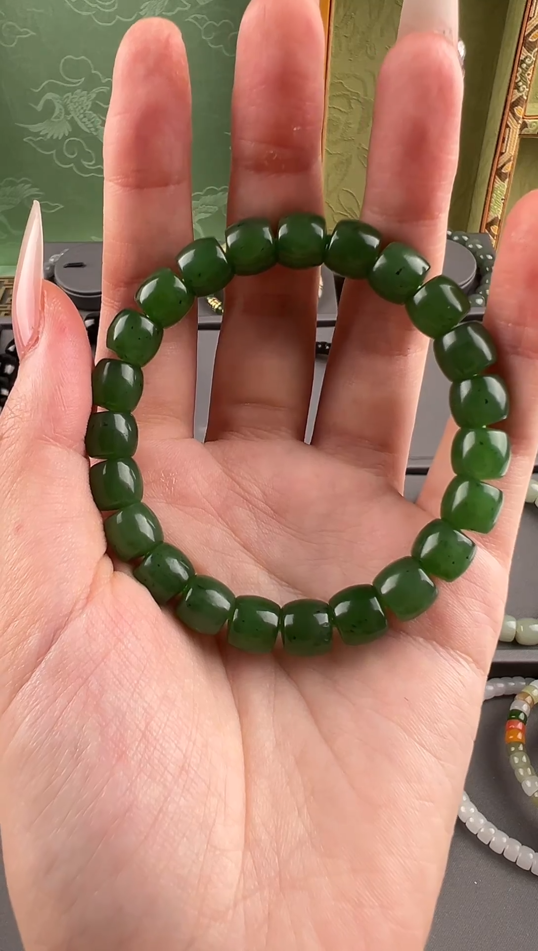 手串未镶嵌和田玉（碧玉）新疆和田玉