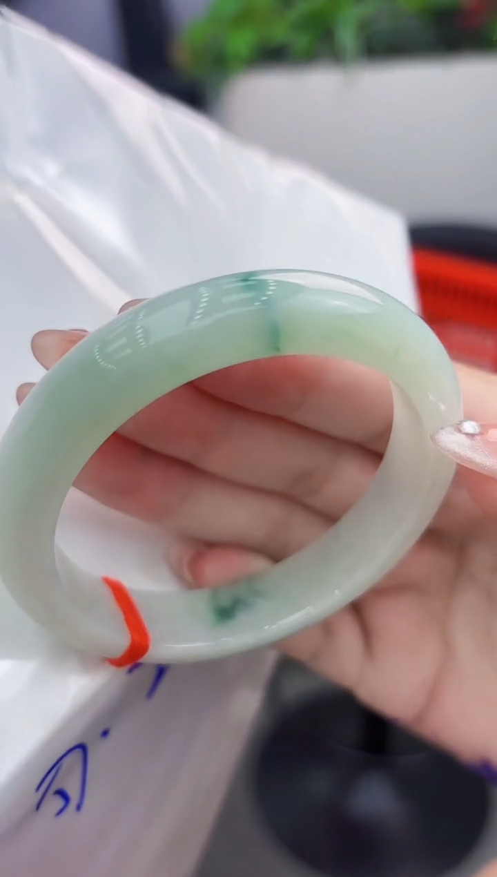 【闪购商品】翡翠手镯未镶嵌翡翠手镯