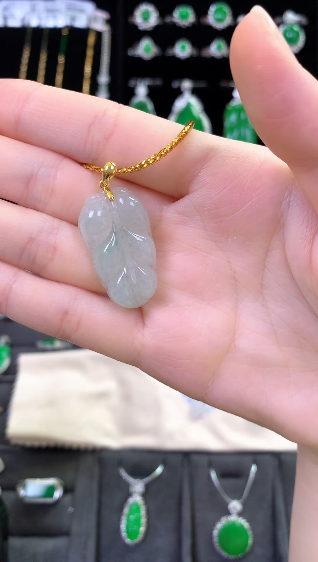 吊坠(不含链)未镶嵌翡翠吊坠