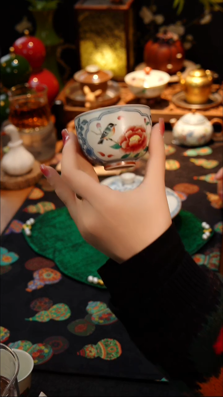 茶器青花斗彩主人杯一个