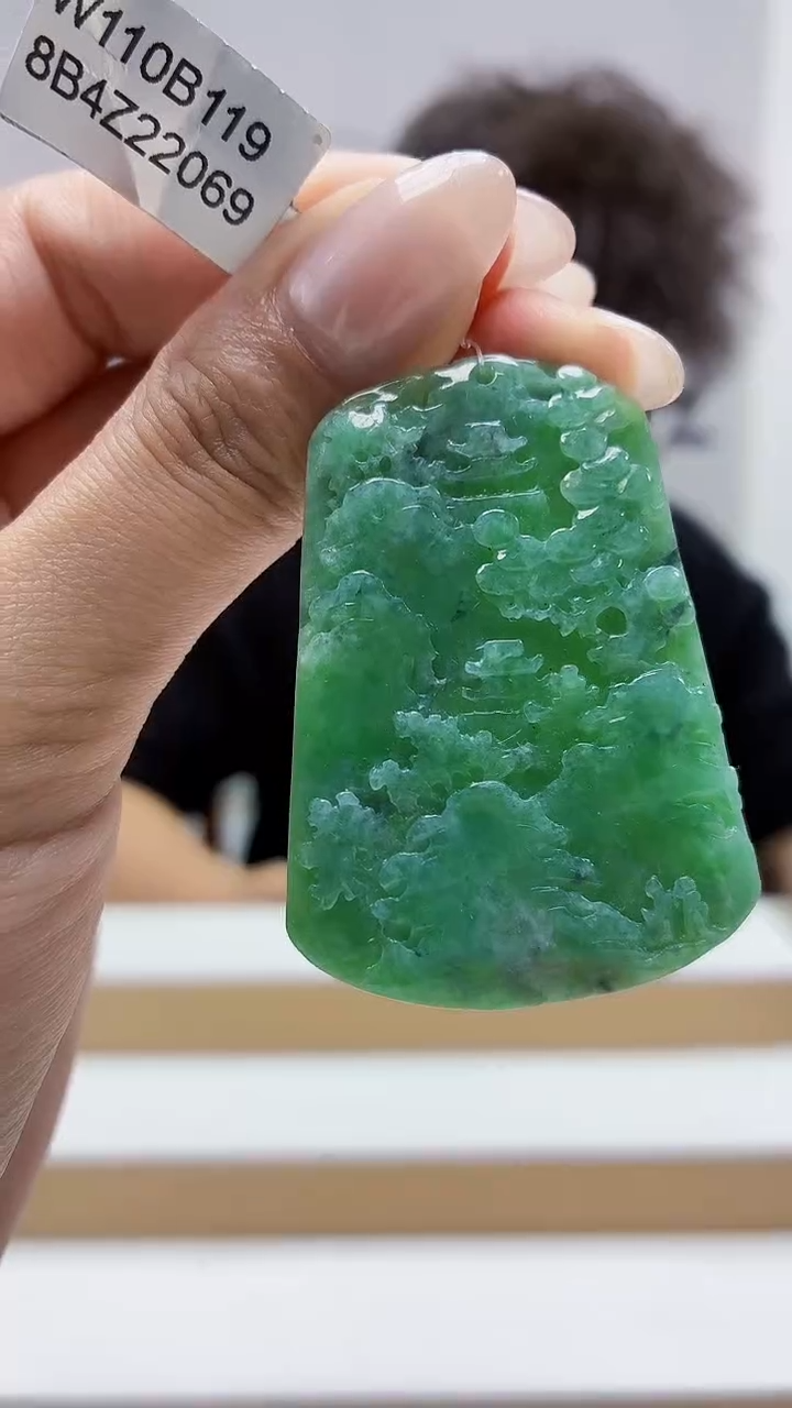 未镶嵌定制翡翠4688MM-毛货挂件88