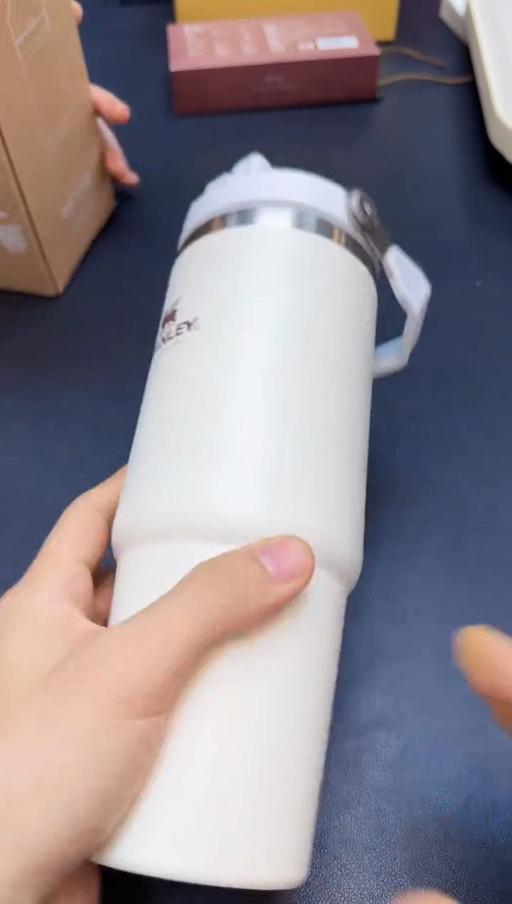 【闪购商品】杯全新正品一件不留@@WE237