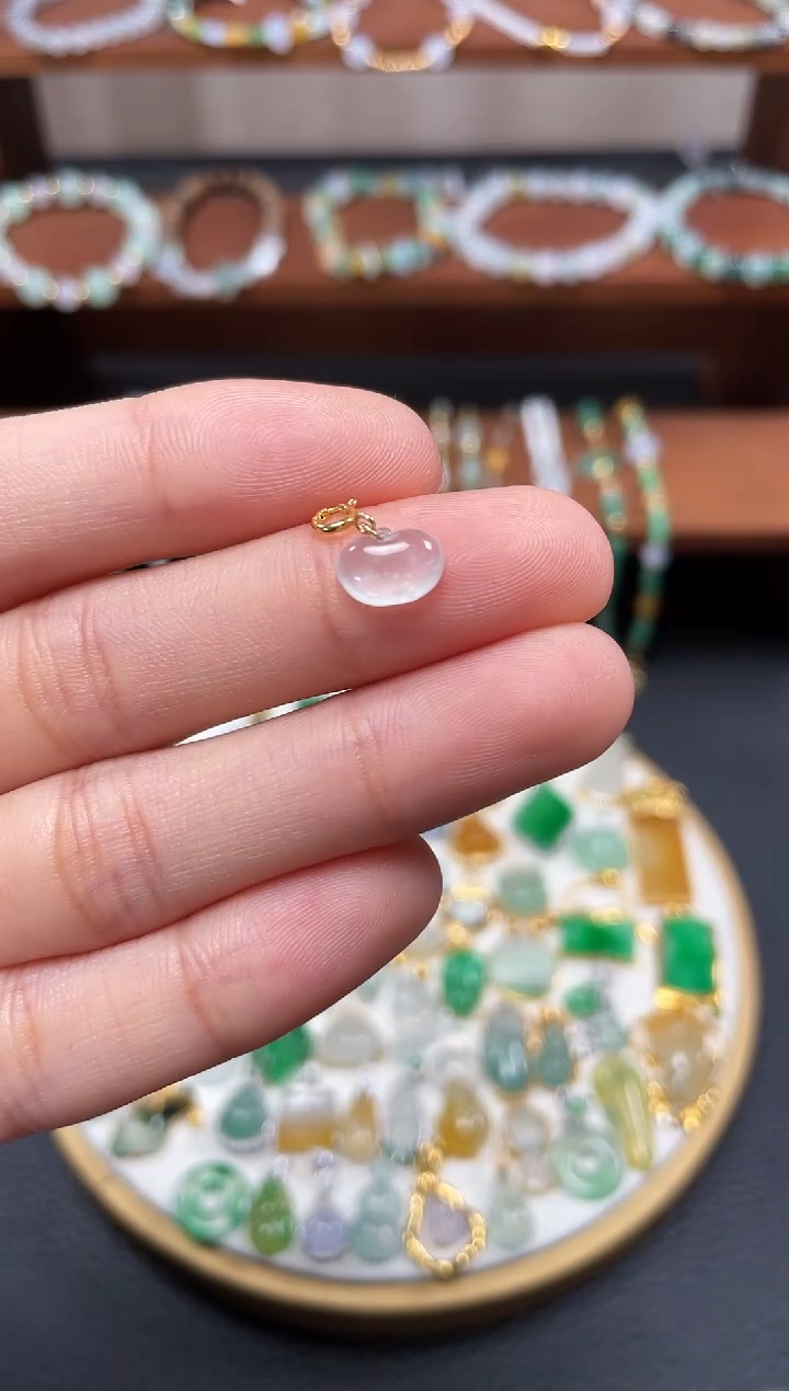 【闪购商品】翡翠吊坠(不含链)18K金镶嵌一个   JK205