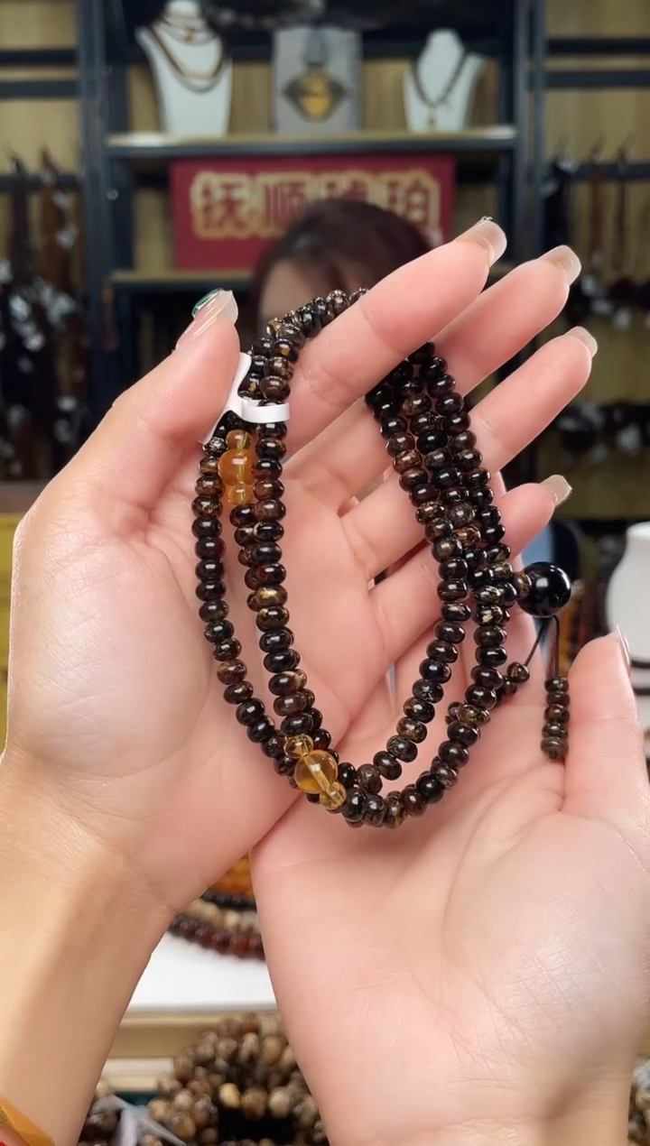【闪购商品】琥珀裸石未镶嵌6+黑花设计项链